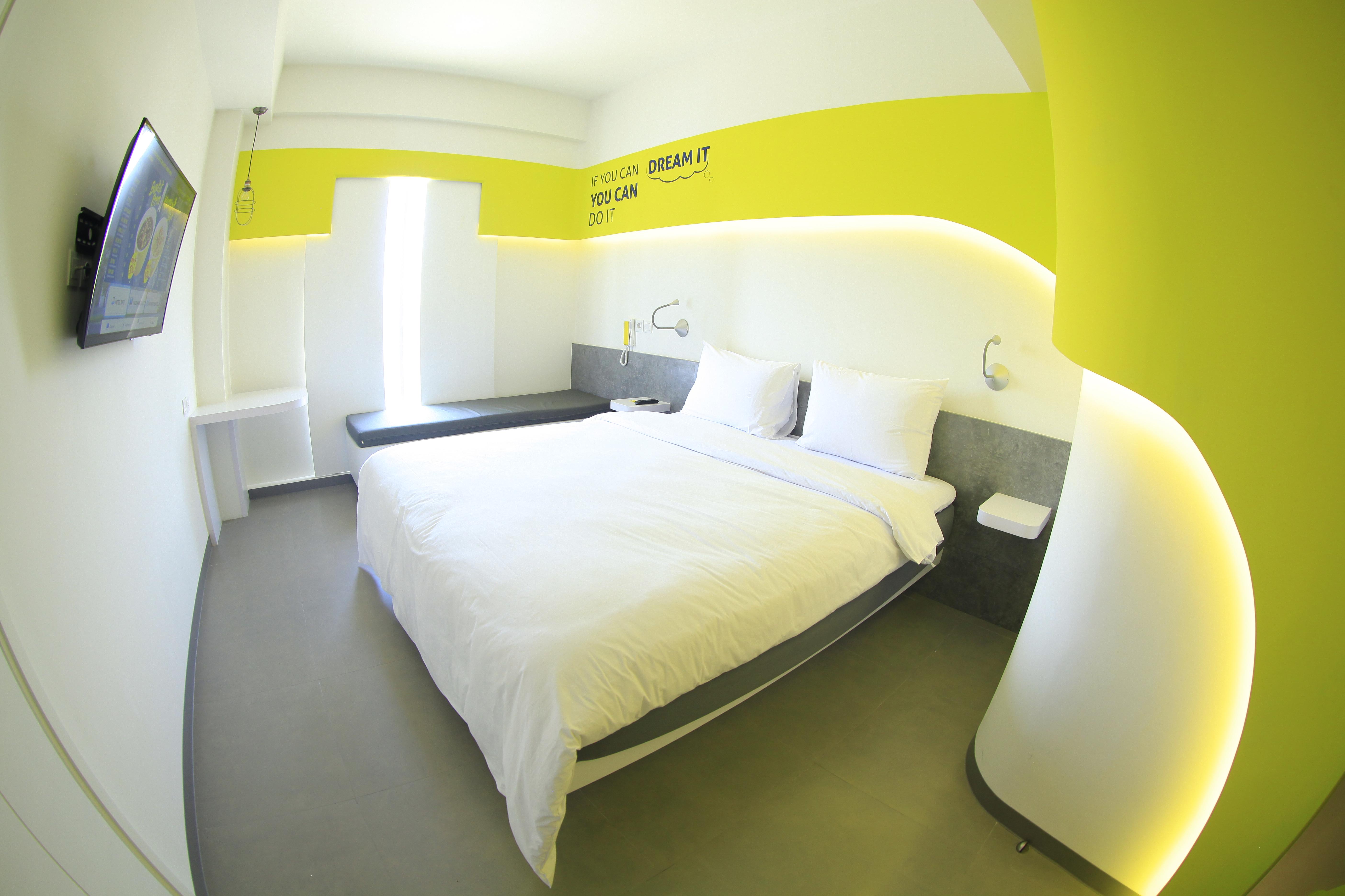 Yello Hotel Jemursari Surabaya Luaran gambar